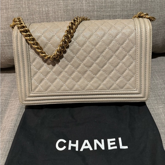 Chanel - New Boy Medium, EUC - Picture 13 of 13